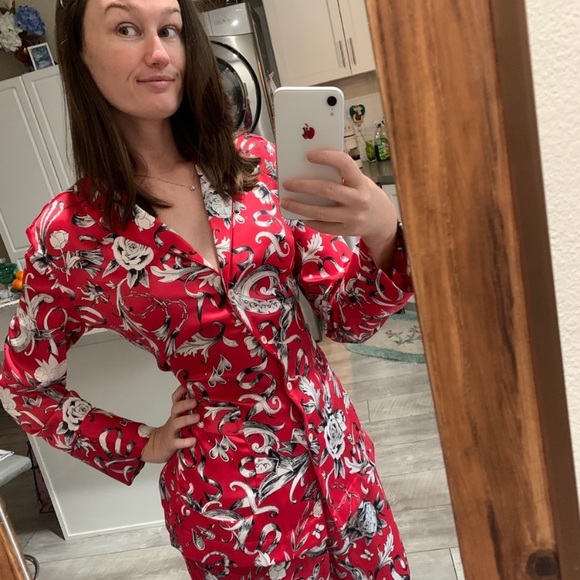 Check out my closet! 💃🏻 - Picture 10 of 16